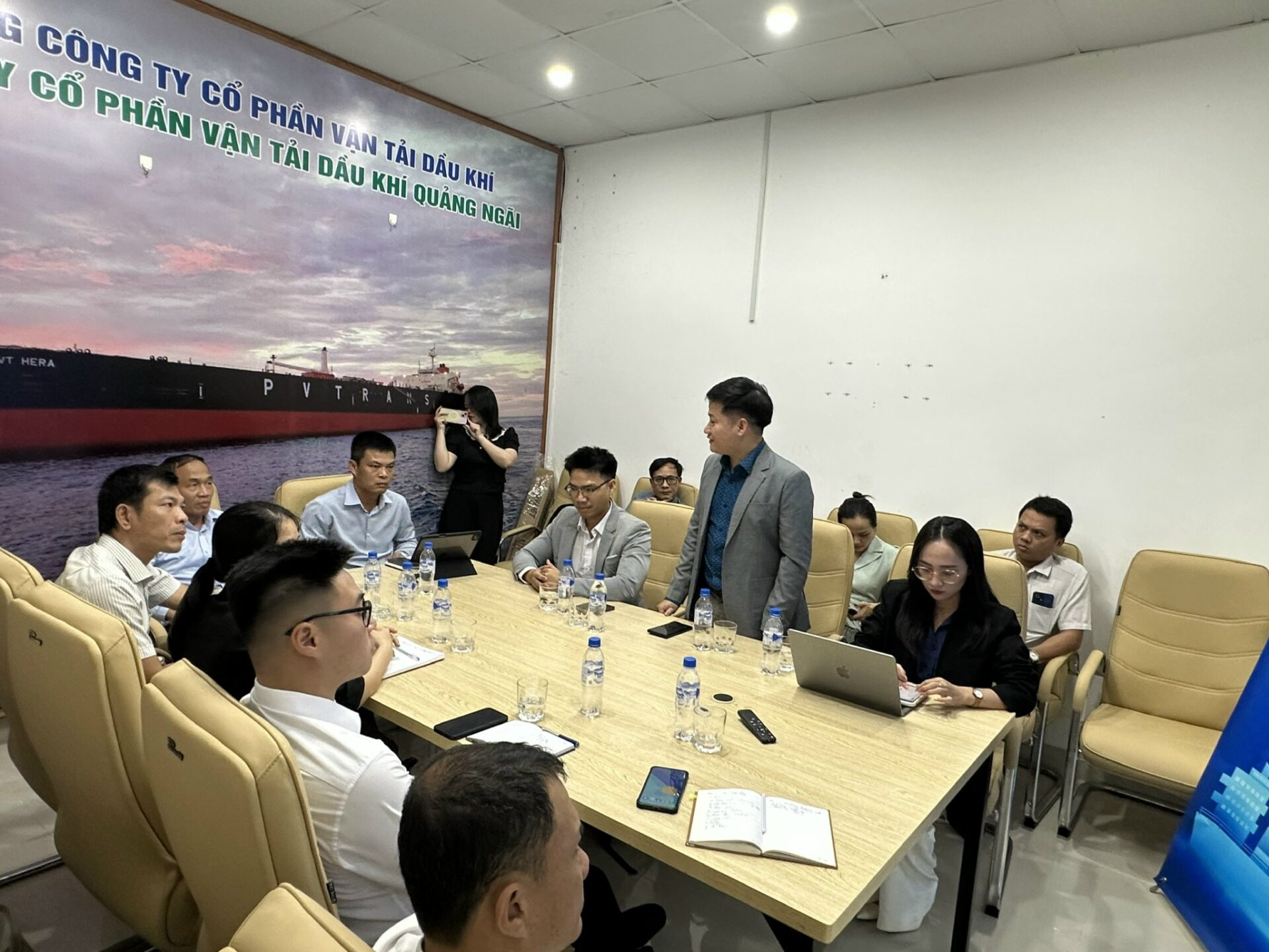 Đơn vị Base giới thiệu triển khai