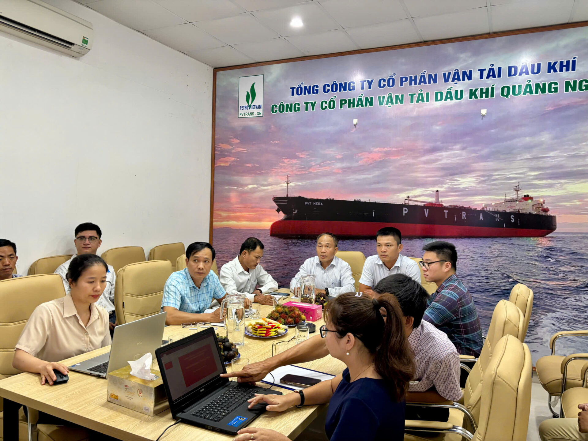 Chi bộ Công ty tổ chức Sinh hoạt định kỳ tháng 06/2026