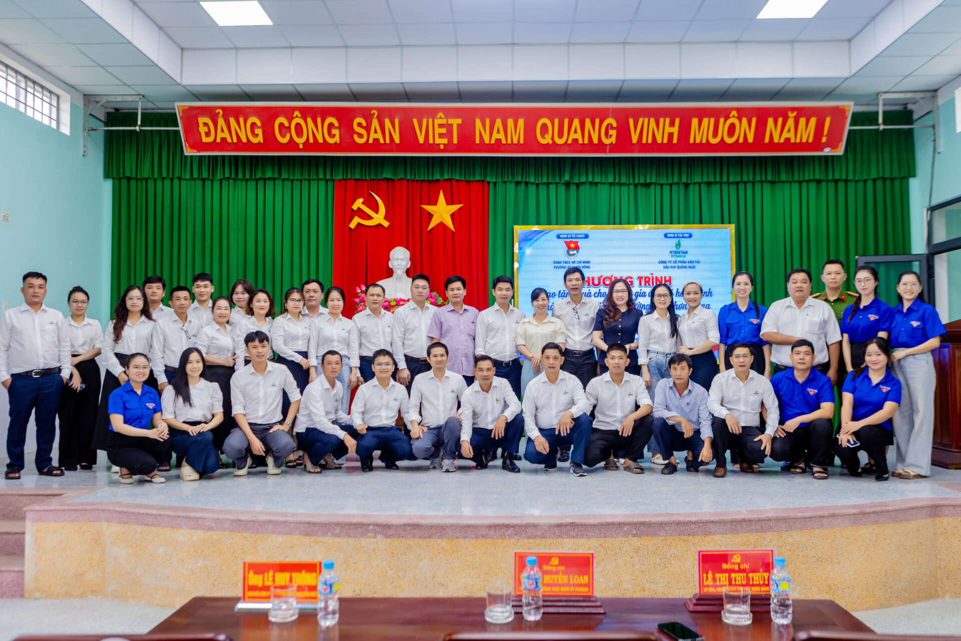 PVTrans Quảng Ngãi tổ chức thành công Hội nghị sơ kết hoạt động SXKD 6 tháng đầu năm 2026 kết hợp chương trình Teambuilding và Thiện nguyện