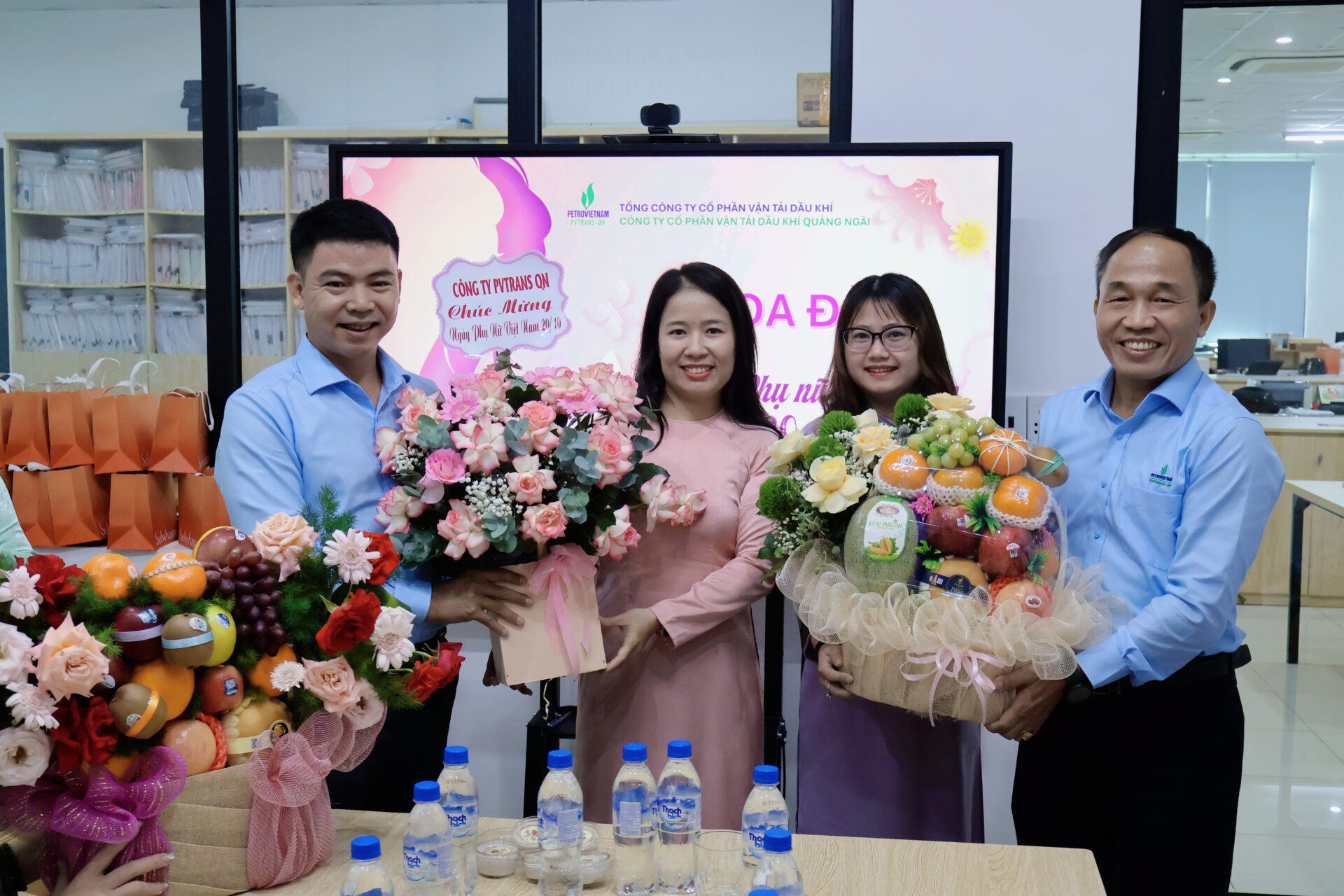 PVTrans Quảng Ngãi chào mừng ngày Phụ nữ Việt Nam 20/10