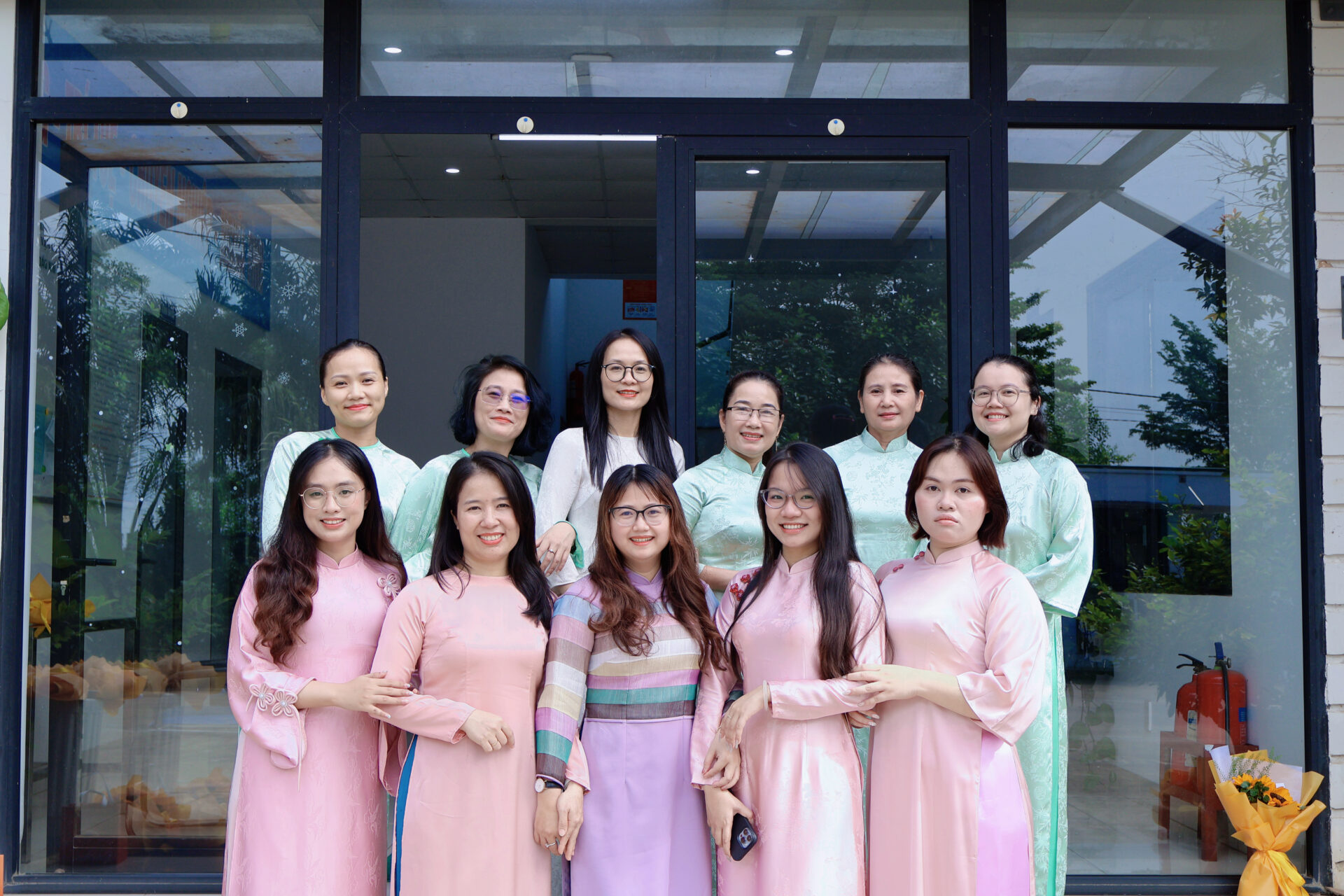 PVTrans Quảng Ngãi chào mừng ngày Phụ nữ Việt Nam 20/10